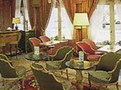 Bar of the Grand Hotel Cravat