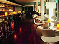 Zest Bar & Restaurant